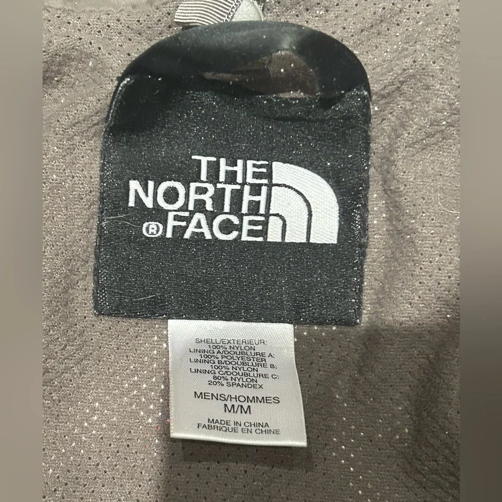 The North Face Men’s Red White Hooded Waterproof Windbreaker Jacket Size Medium